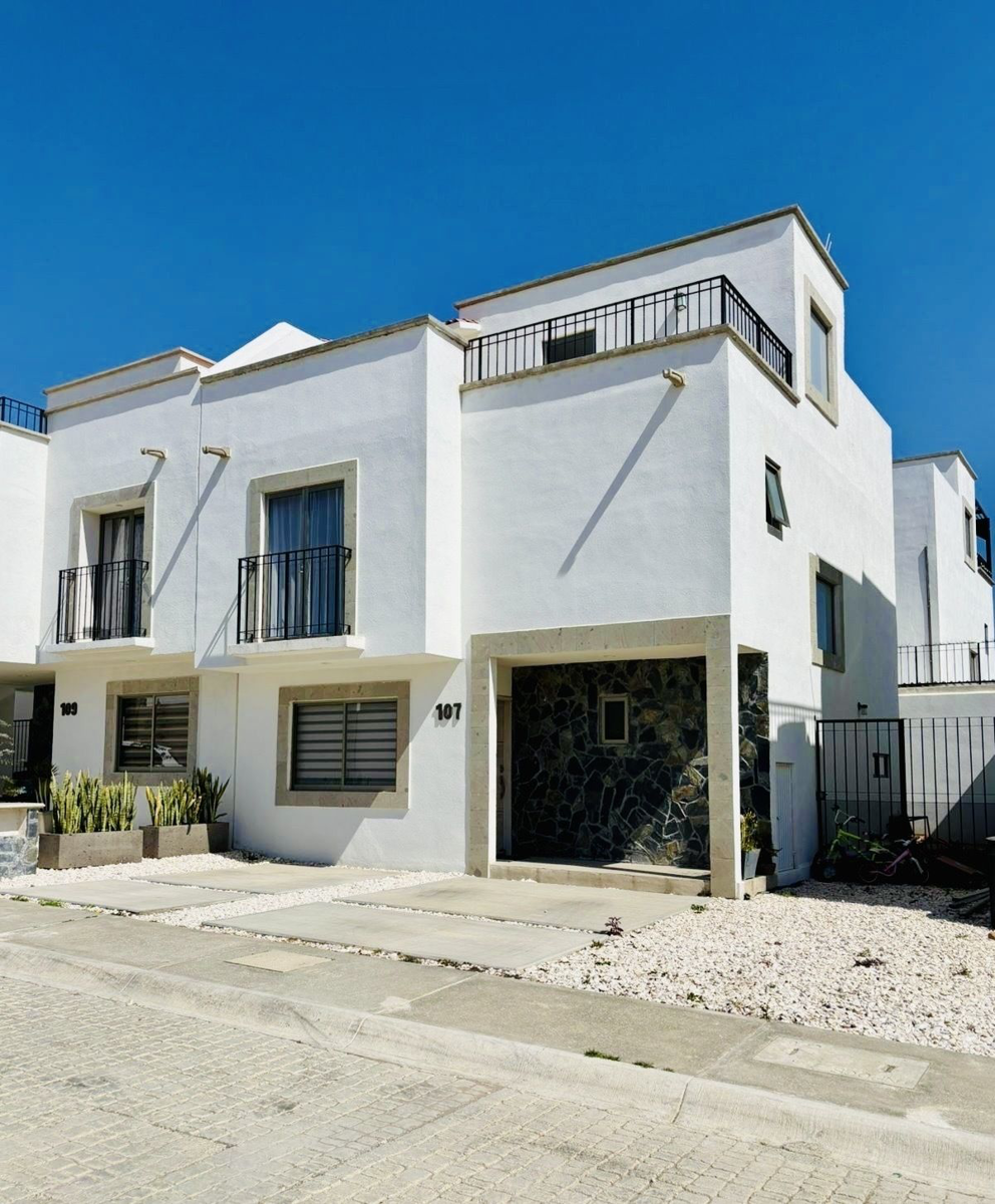 Casa en venta en Pachuquilla, Mineral de la Reforma — foto 1 de 11