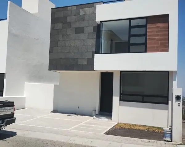 Casa en Venta en Punta Esmeralda, Querétaro - Oportunidad en Zona Residencial Casa en Venta en Punta Esmeralda, Querétaro - Oportunidad en Zona Residencial
