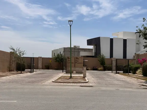Terreno en venta en Los Viñedos, Torreón — foto 2 de 5