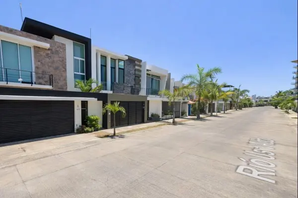 Casa en venta en Residencial Fluvial Vallarta, Puerto Vallarta — foto 2 de 12