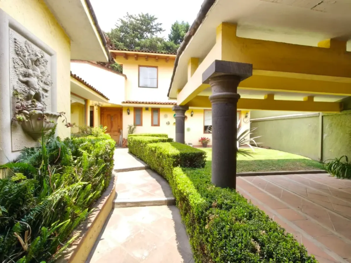 Casa en venta en San Francisco Coaxusco, Metepec — foto 1 de 39
