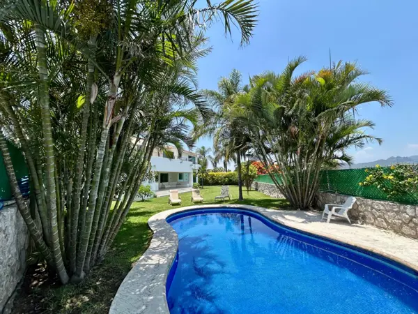 Casa en venta en Lomas de Cocoyoc, Atlatlahucan — foto 2 de 34