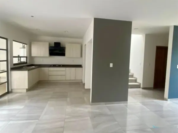 Se Vende Esta Bonita Casa en Privada con Alberca