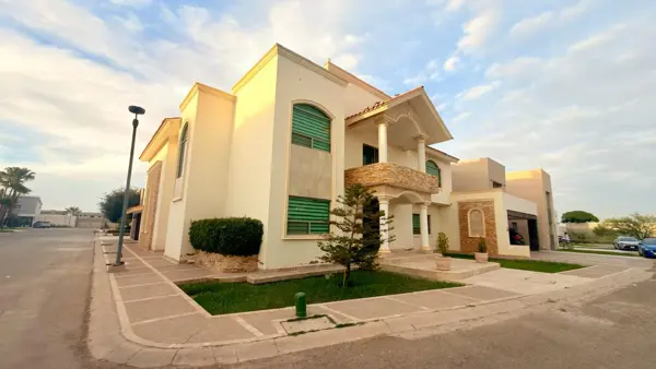 Casa en venta en Las Trojes, Torreón — foto 3 de 52