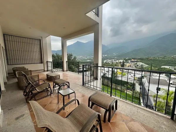 Casa en venta en Los Colorines, San Pedro Garza García — foto 2 de 34