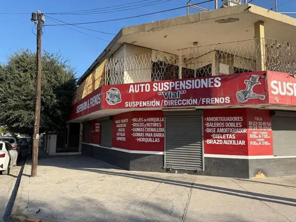 LOCAL COMERCIAL CON CASA HABITACION ZONA LINDA VISTA LOCAL COMERCIAL CON CASA HABITACION ZONA LINDA VISTA