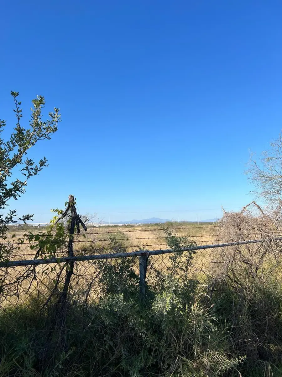 Terreno en venta en Paseo del Norte, Salinas Victoria — foto 1 de 8