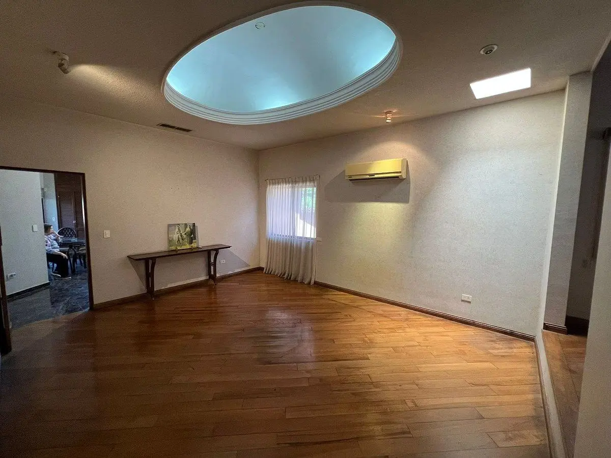 Casa en venta en Pedregal del Valle, San Pedro Garza García — foto 1 de 9