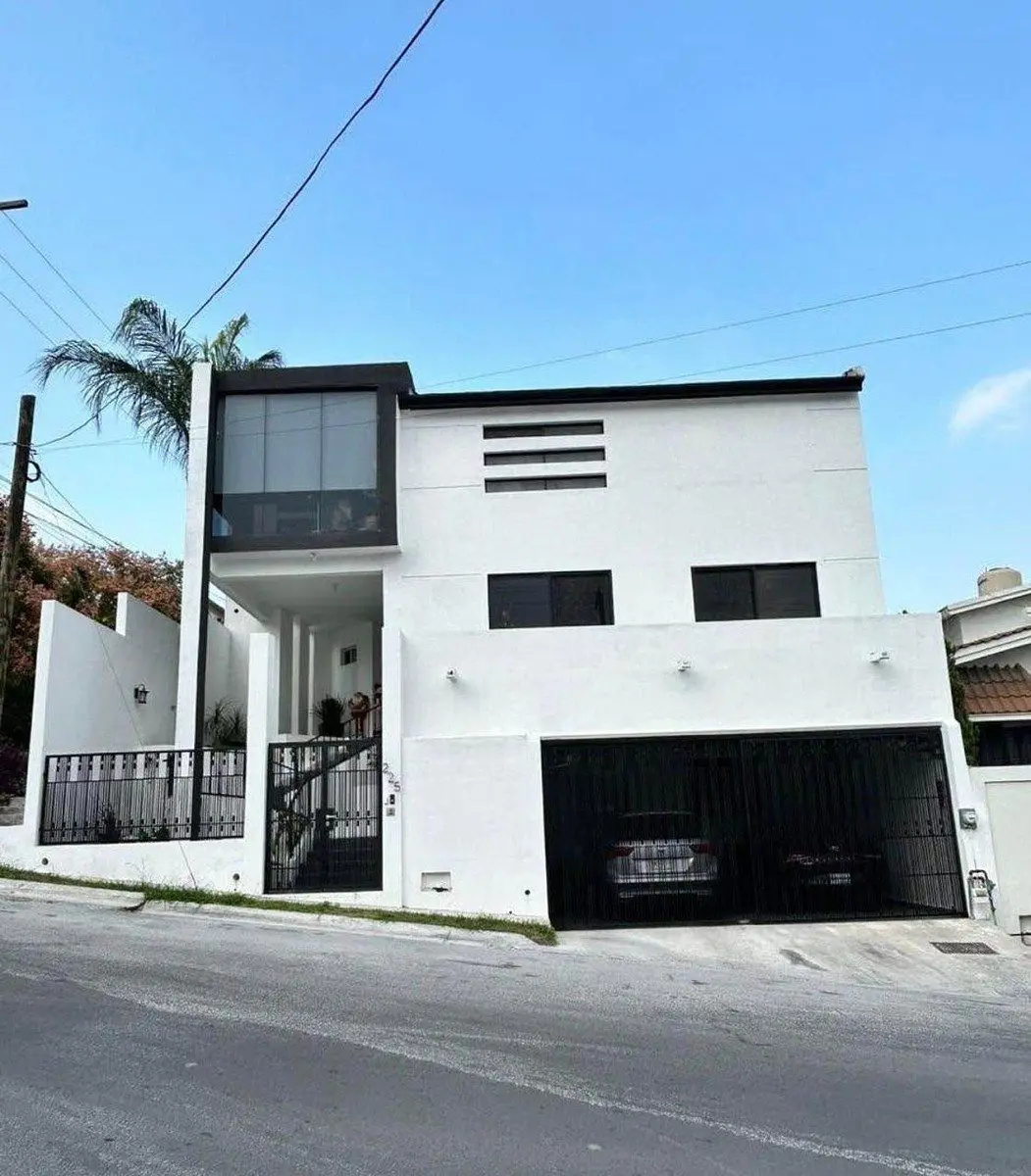 Casa en venta en Colinas de San Jeronimo, Monterrey — foto 1 de 17