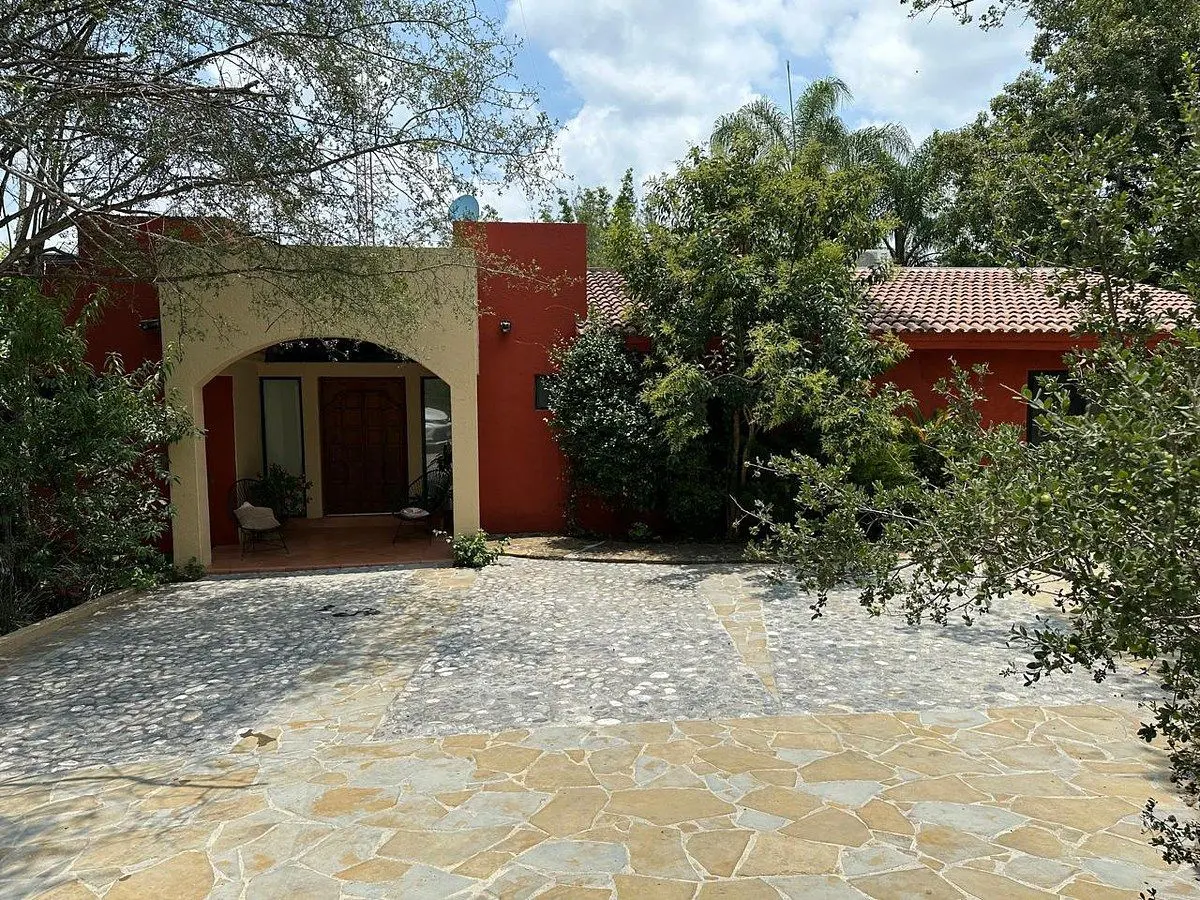 Casa en renta en San Pedro El Álamo, Santiago — foto 1 de 18