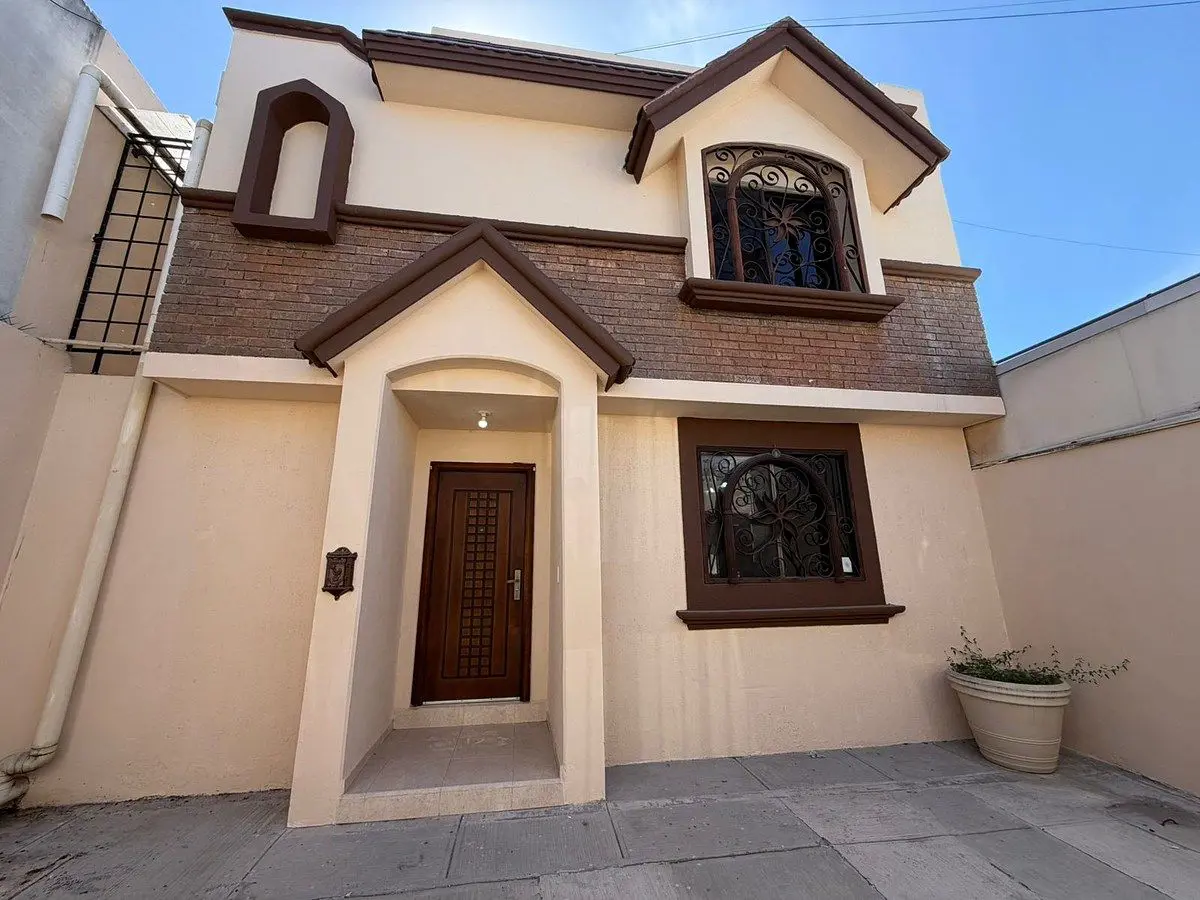 Casa en venta en Valle Torremolinos, Guadalupe — foto 1 de 16