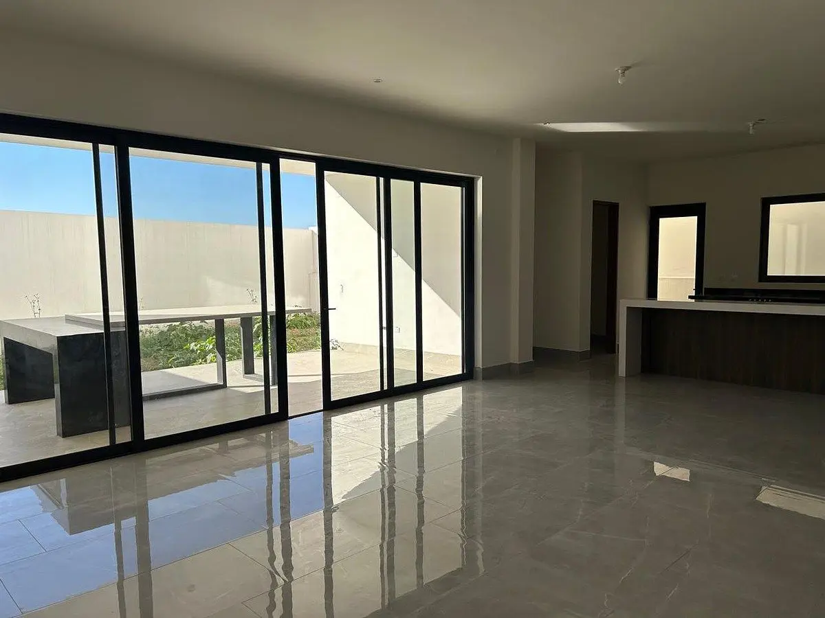 Casa en venta en Bosques de las Misiones, Santiago — foto 1 de 10