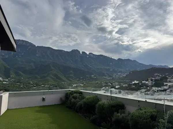 Casa en venta en Jardines de San Agustin, San Pedro Garza García — foto 2 de 16