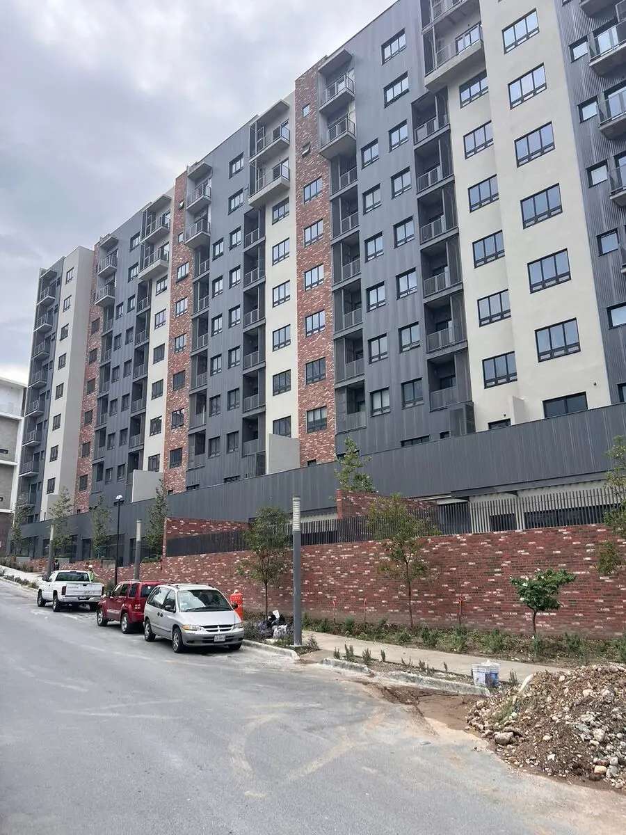 Departamento en venta en Vía Cordillera, Santa Catarina — foto 1 de 32