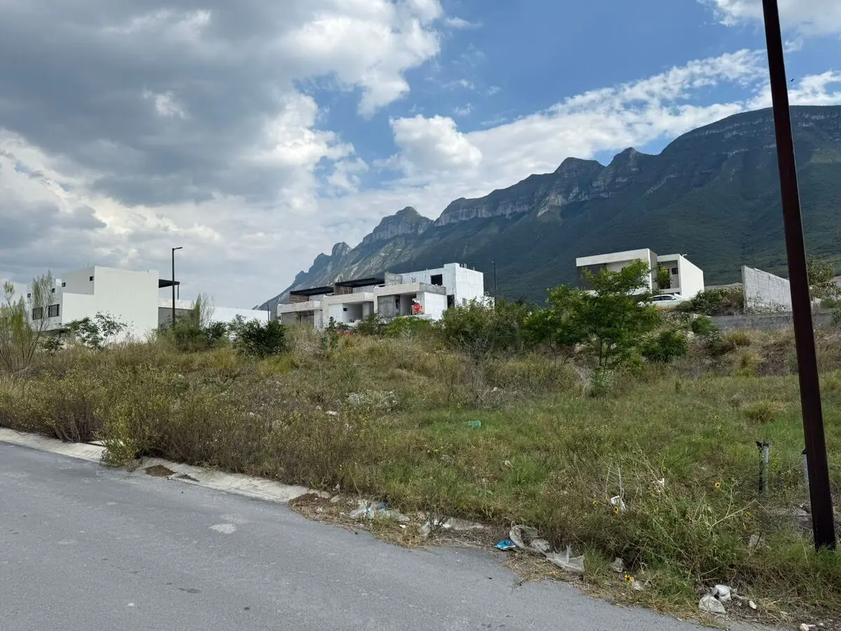 Terreno en venta en Porto Cumbres, García — foto 1 de 10