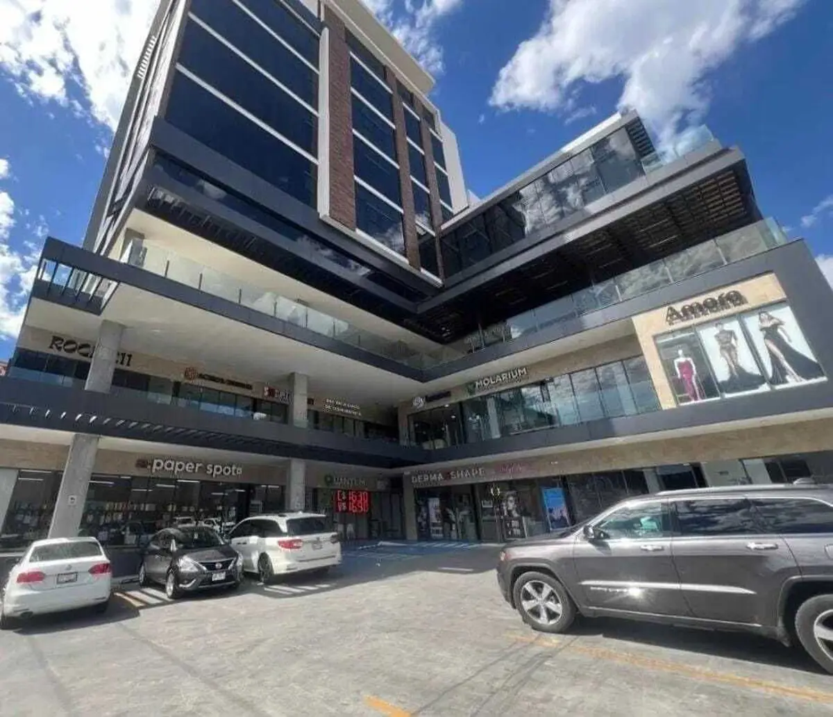 Local en venta en Colinas de San Jeronimo, Monterrey — foto 1 de 10