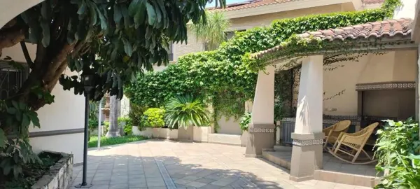 Casa en venta en Contry la Silla, Guadalupe — foto 3 de 15