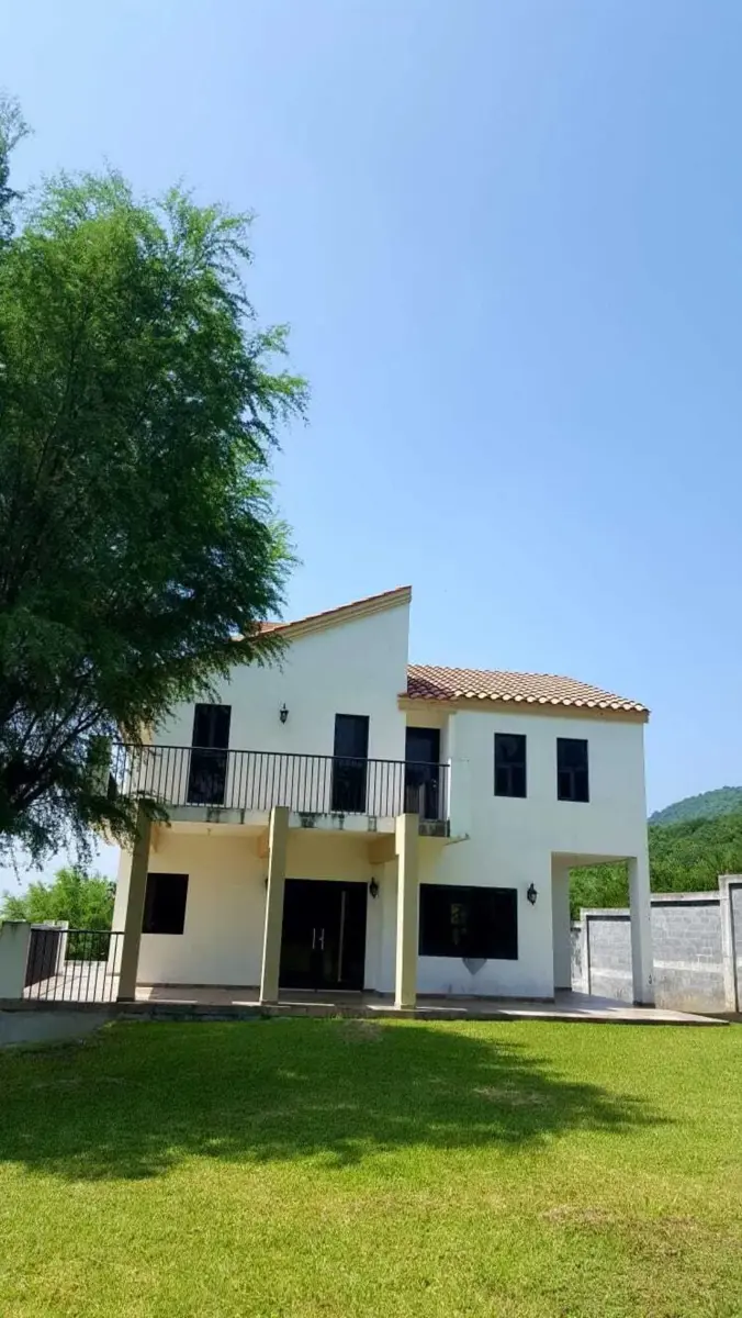 Quinta en venta en Atongo de Abajo, Cadereyta Jiménez — foto 1 de 19