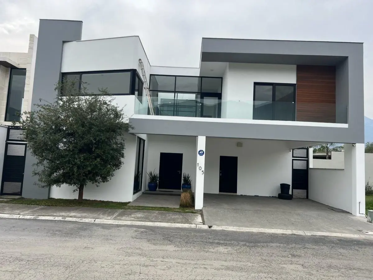 Casa en venta en El Barrial, Santiago — foto 1 de 14