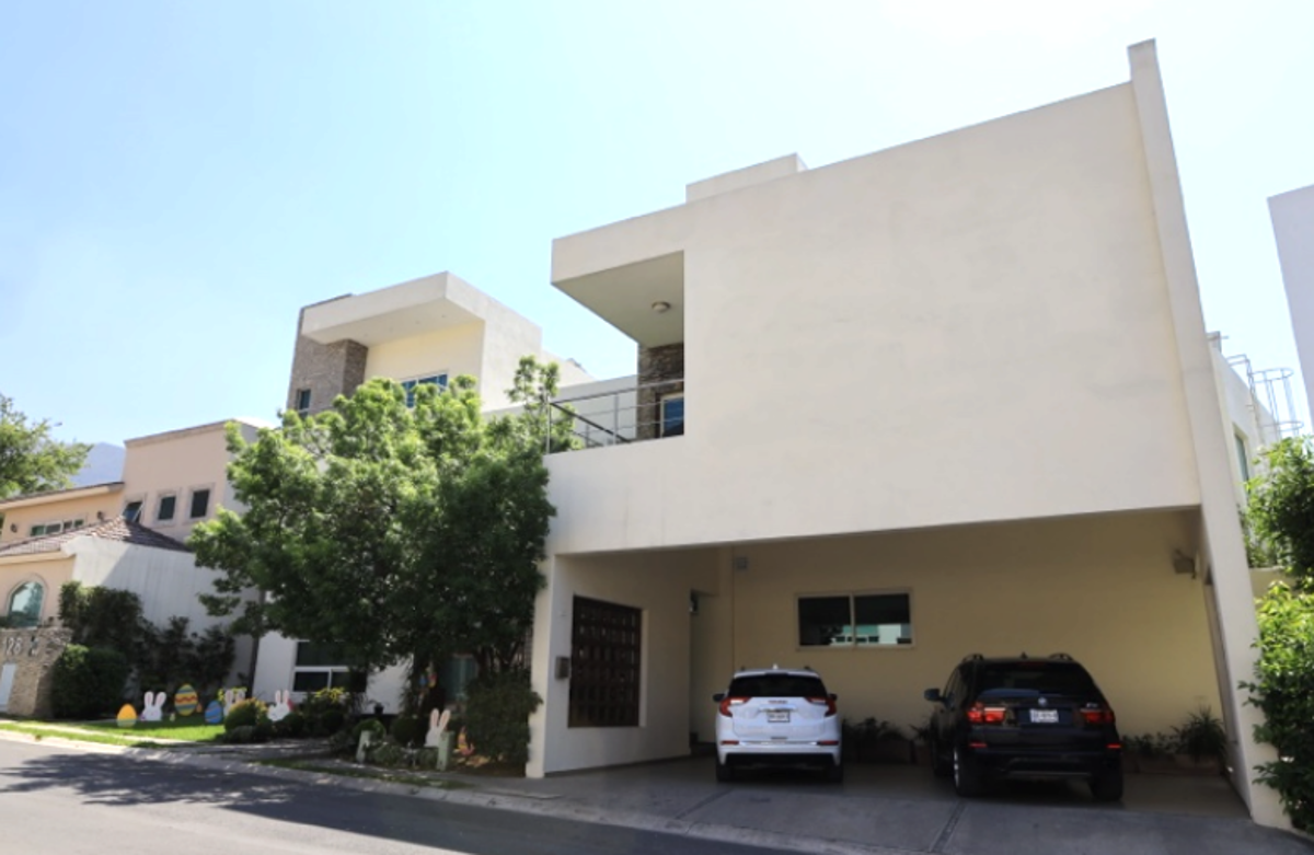 Casa en venta en El Vergel, Monterrey — foto 1 de 25