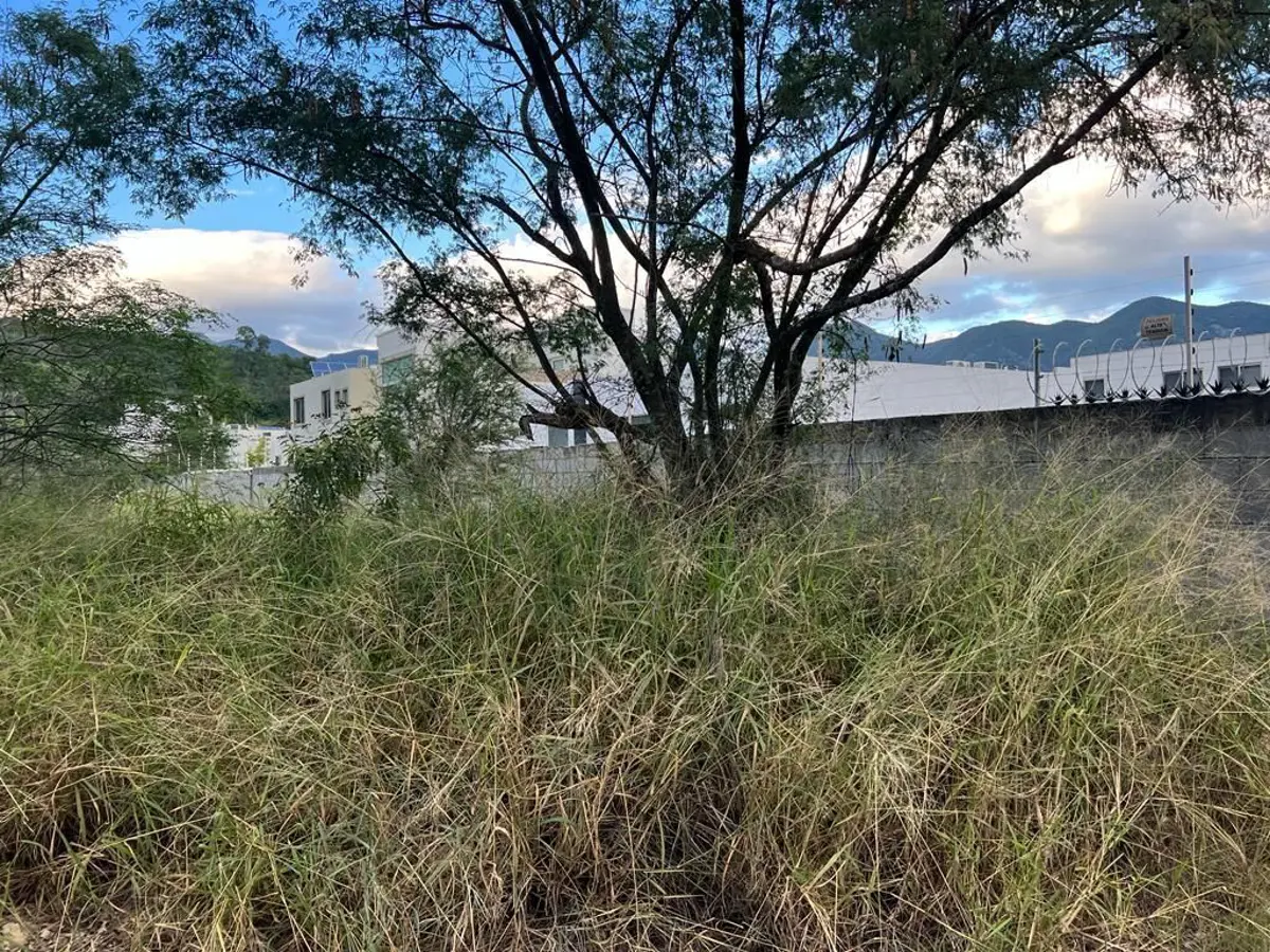 Terreno en venta en El Uro, Monterrey — foto 1 de 2
