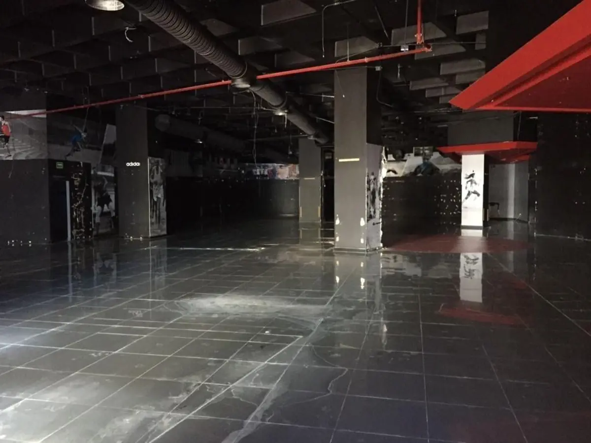 Local en renta en Lazaro Garza Ayala, San Pedro Garza García — foto 1 de 10