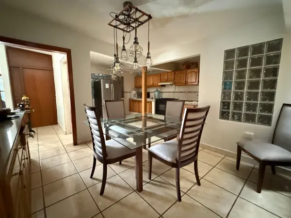Casa en venta en Navarro, Torreón — foto 2 de 17
