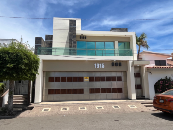 Casa en Renta en La Campiña, Culiacán: Espaciosa y Bien Ubicada Casa en Renta en La Campiña, Culiacán: Espaciosa y Bien Ubicada