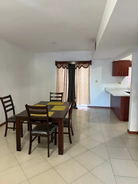 Casa en venta en Cerrada Esmeralda Montebello, Torreón — foto 2 de 10