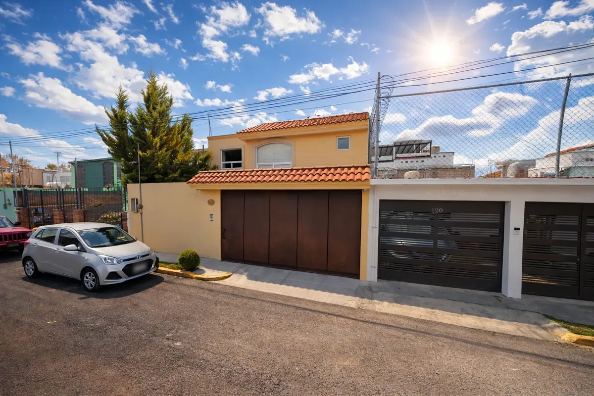 Casa en venta en Morelos 1a Sección, Toluca — foto 1 de 9