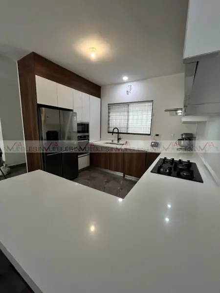 Casa en venta en Privalia Cumbres, García — foto 3 de 15