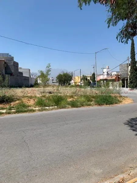 Terreno en venta en Bosques del Nogalar, San Nicolás de los Garza — foto 2 de 8