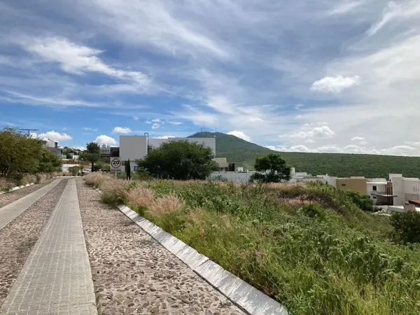 Terreno en venta en Vista Real y Country Club, Corregidora — foto 3 de 15
