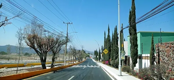 Terreno en venta en Colinas del Bosque 2a Sección, Corregidora — foto 3 de 18