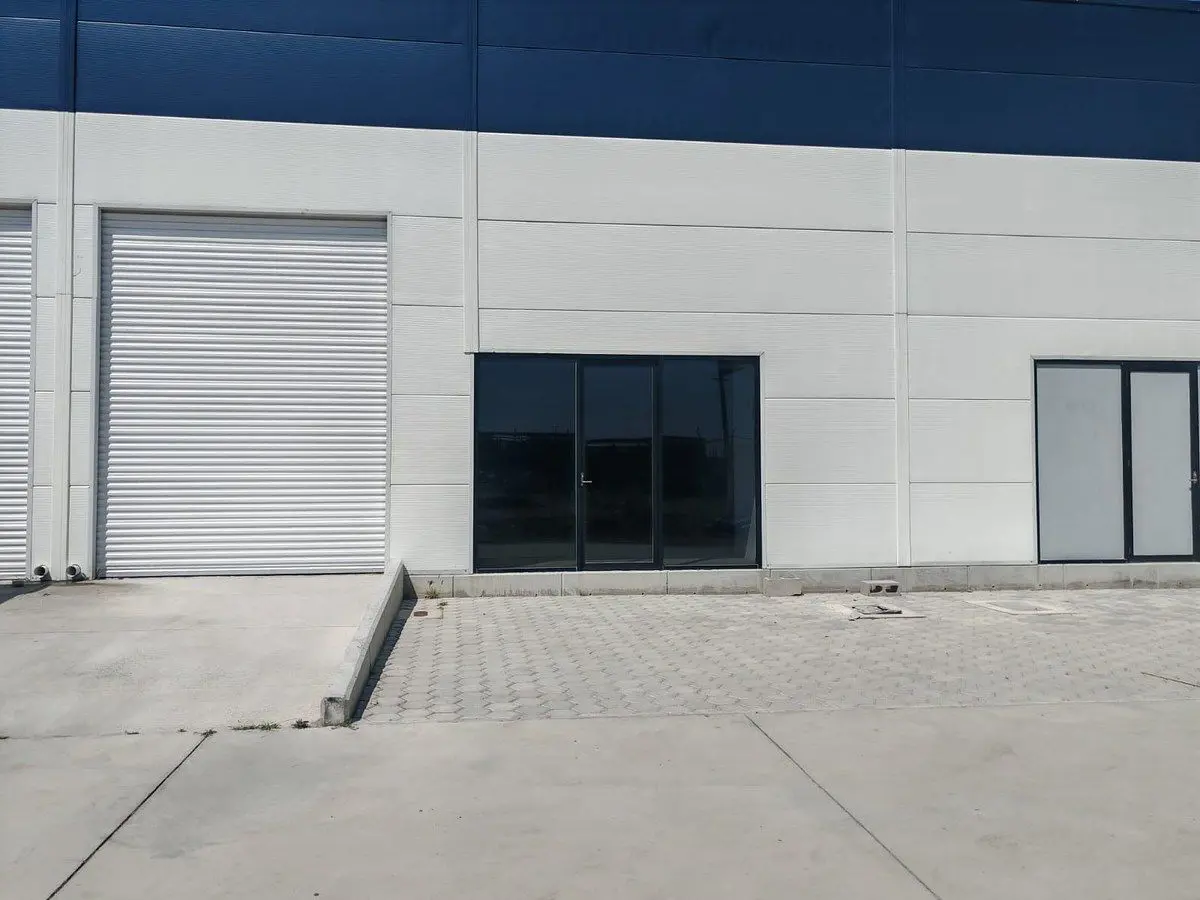 Bodega en venta en Lomas de Balvanera, Corregidora — foto 1 de 13