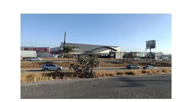 TERRENO  COMERCIAL CON FRENTE A LA CARRETERA 57 EN EL MARQUES QUERÉTARO.