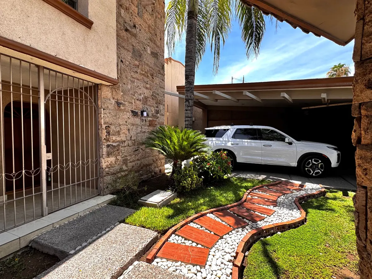 Vista 3 de Casa en Venta en Residencial Campestre la Rosita, Torreón, Coahuila de Zaragoza