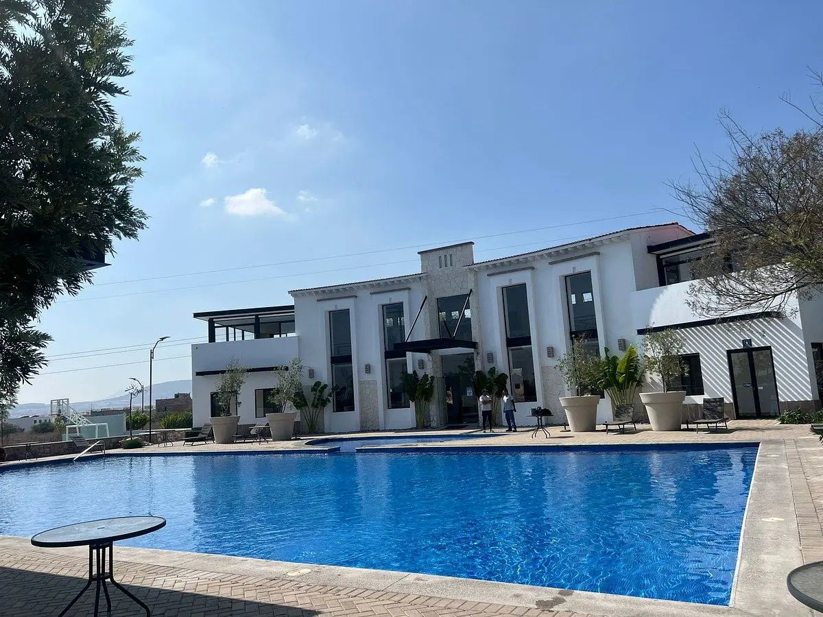 Terreno en venta en Ciudad Maderas Residencial Querétaro, El Marqués — foto 1 de 18