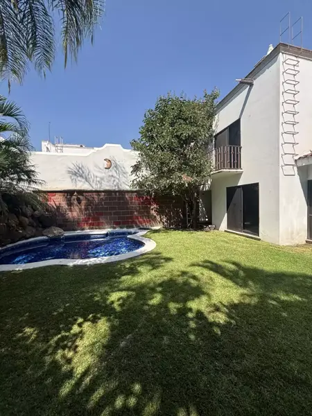 Casa en privada con vigilancia, Recamara en planta baja