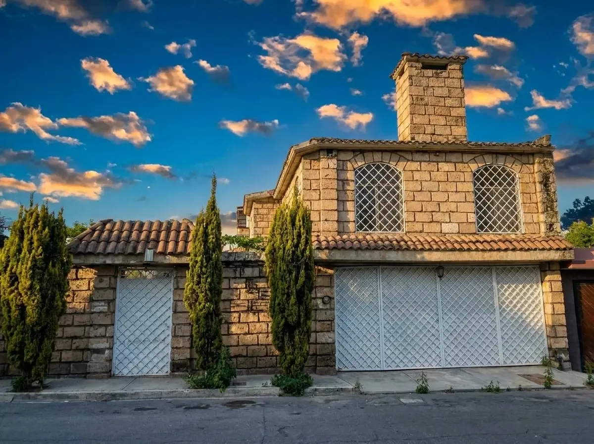 Casa en venta en Jardines del Lago, Saltillo — foto 1 de 17