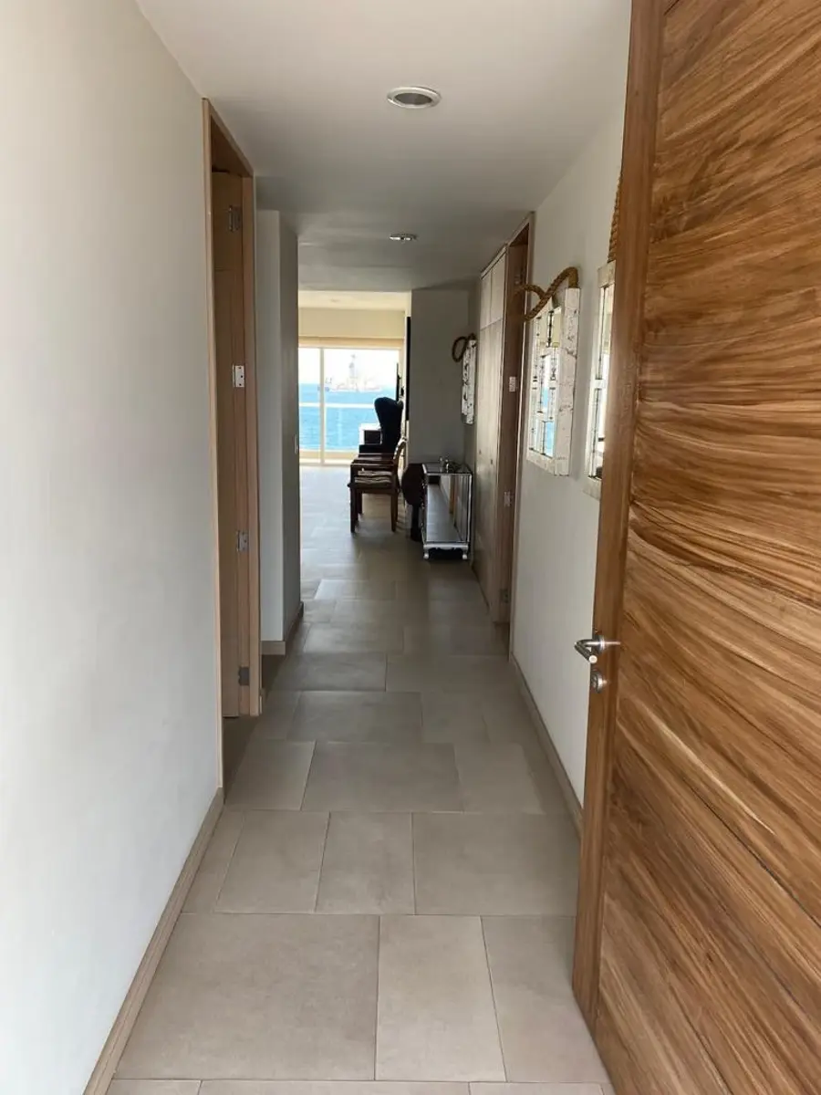 Vista 4 de Departamento en Venta en Manzanillo FRENTE A LA PLAYA