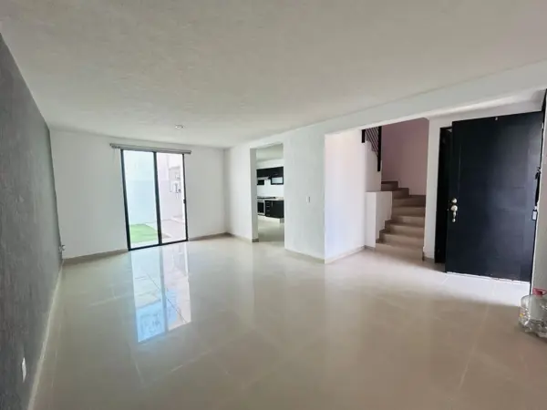 Casa en venta en Foresta Santa Anita, Tlajomulco de Zúñiga — foto 3 de 11