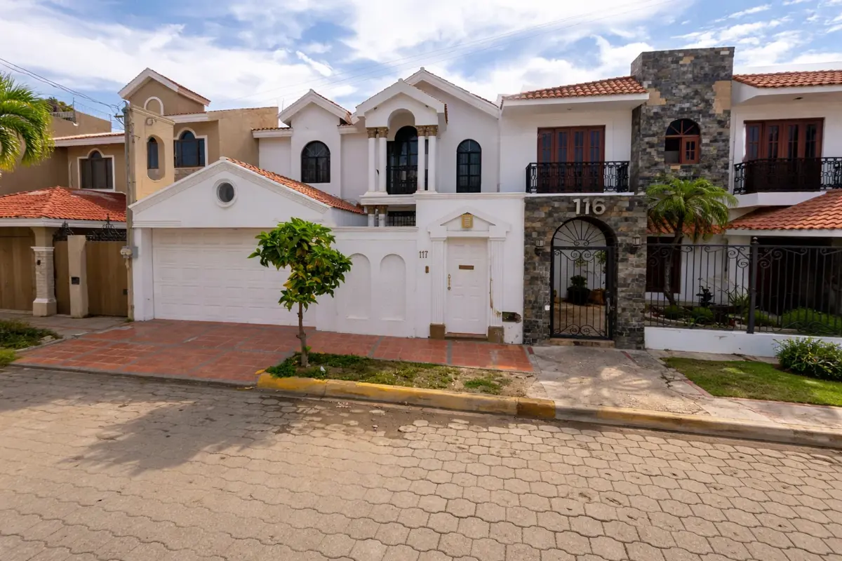 Casa en venta en Lomas de Mazatlan, Mazatlán — foto 1 de 10