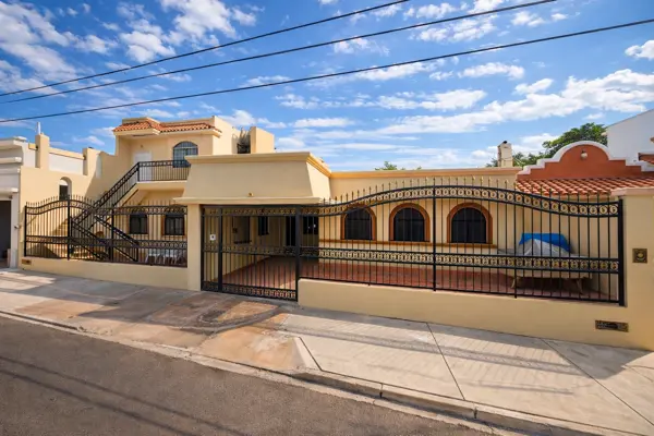 VENTA DE CASA DE LA COLONIA LAS GAVIOTAS EN MAZATLAN SINALOA