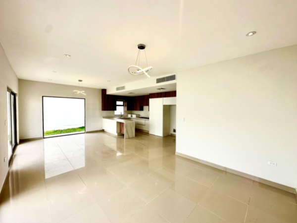 Casa en venta en Villas del Renacimiento, Torreón — foto 2 de 23