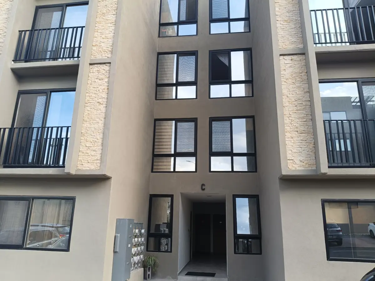 Departamento en renta en Villas del Refugio, El Marqués — foto 1 de 16