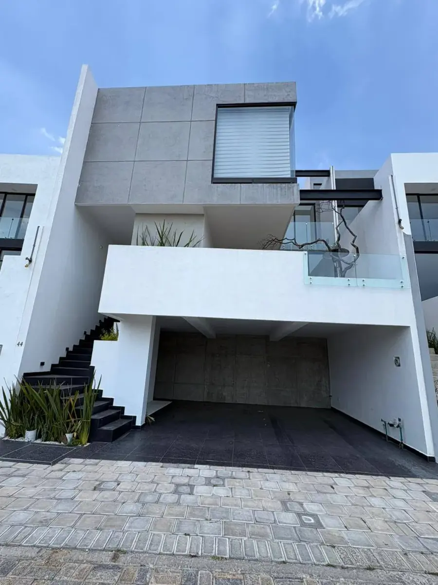 Casa en renta en Lomas de Angelópolis, San Andrés Cholula — foto 1 de 15