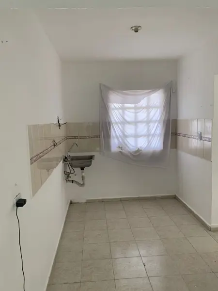Casa en avenida principal en Residencial Campanario, Gómez Palacio