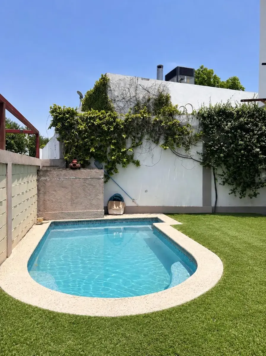 Casa en renta en Fuentes del Valle, San Pedro Garza García — foto 1 de 26