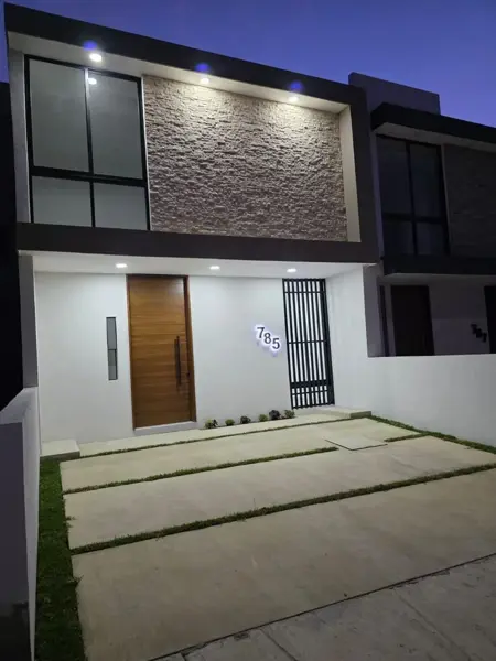Casa en venta en Jardines del Llano, Villa de Álvarez — foto 2 de 12